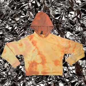 “FIRE FLAMES” Hoodie🔥🔥🔥 (sizes: SMALL-MEDIUM)